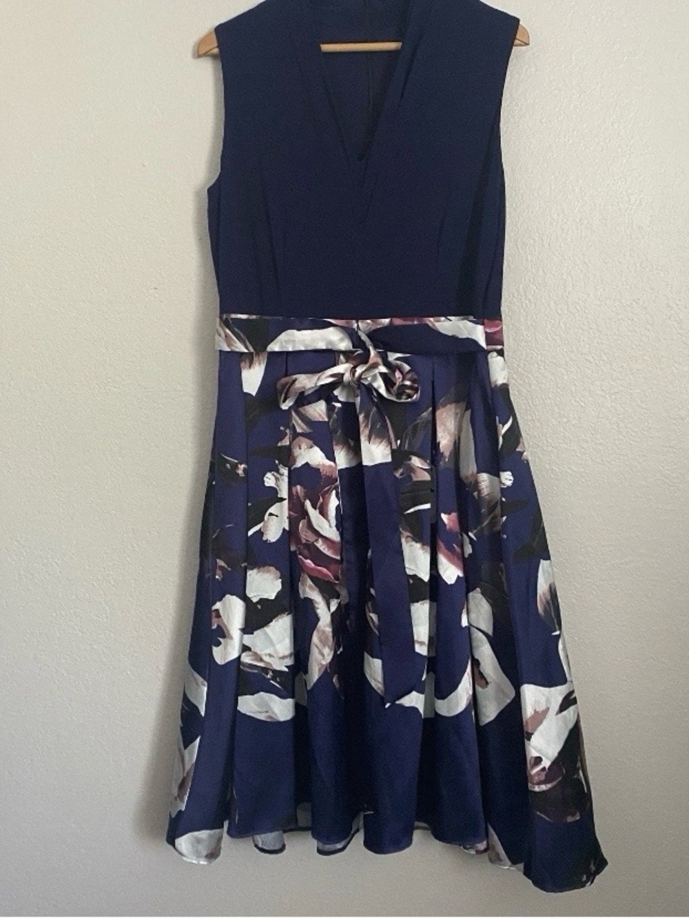 Ignite Evenings Gown Dress Women's 16 Blue Floral Party Wedding Mother Bride NWT